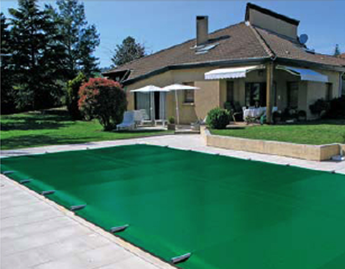 couvertures à barres piscine